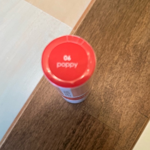 🤩HOST PICK🤩 NWT Sephora Clean Hydrating Lipstick, Poppy - Picture 2 of 4